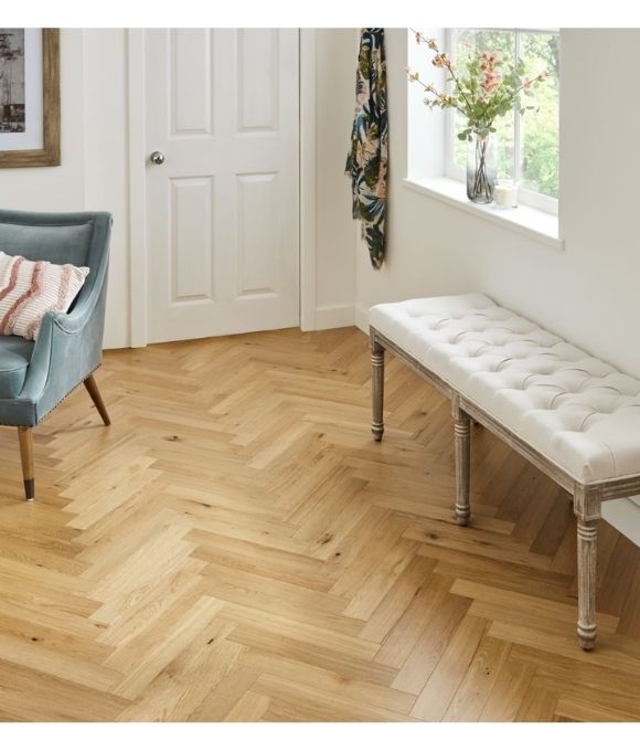 HERRINGBONE OAK LACQUERED 