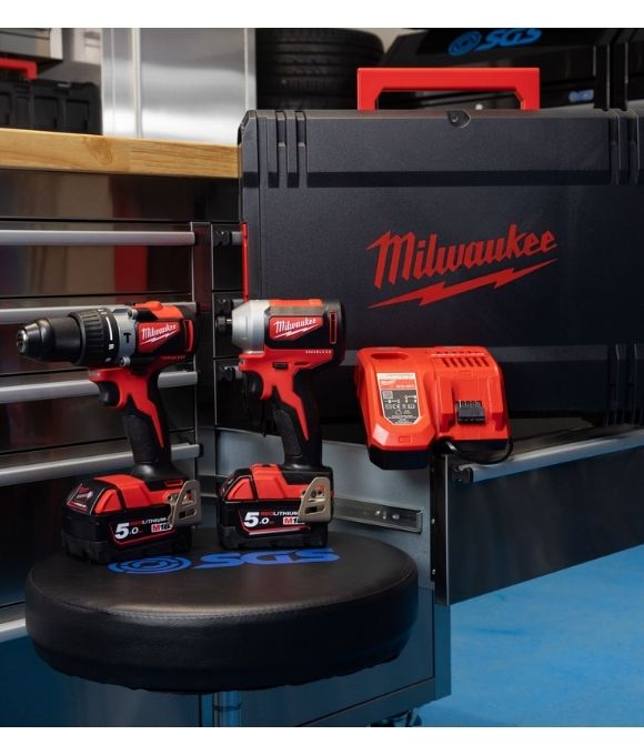 MILWAUKEE M18FPP2A2-502X BRUSHLESS TWIN PACK DCD796 & DCF887