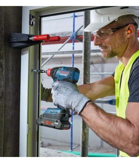 BOSCH GSB18V-60C + GDX18V-200C 18V BRUSHLESS TWIN PACK
