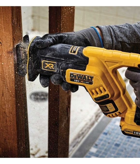 DEWALT DCS376N XR BRUSHLESS COMPACT RECIPROCATING SAW