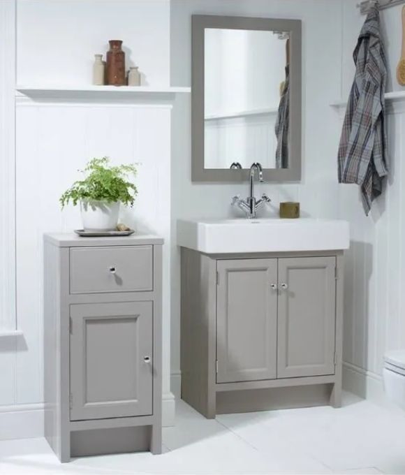 HAMPTON CLOAKROOM MIRROR PEWTER