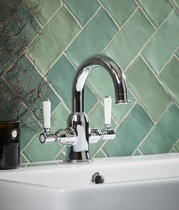 KESWICK BASIN MIXER