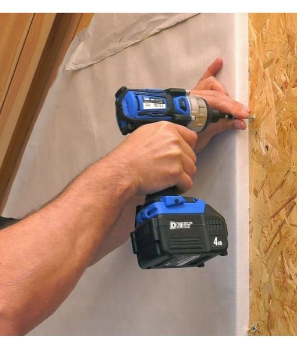 D20 20V BRUSHLESS IMPACT DRIVER 1/4” 2X2.0AH BATTERIES AND CHARGER