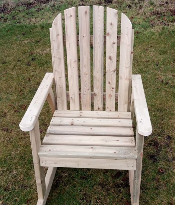 RAPH’S SINGLE ROCKING CHAIR