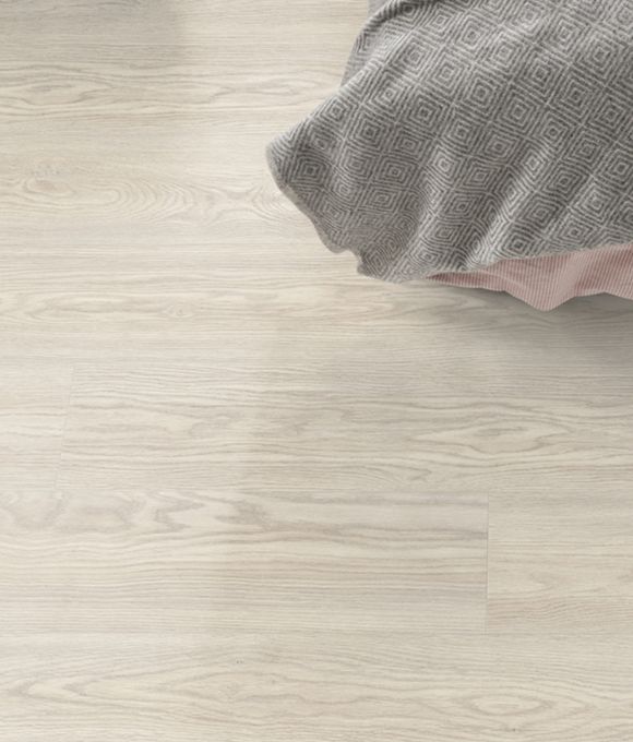EGGER PRO WHITE SORIA OAK