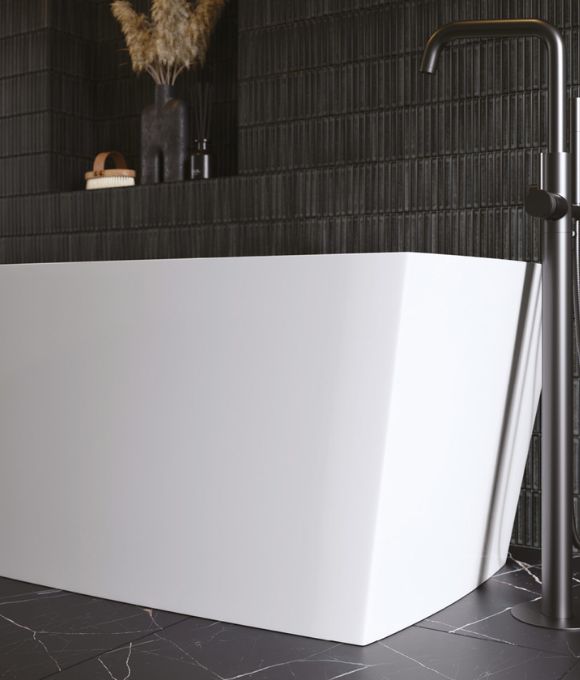 ADAMSEZ PARMA FREESTANDING BATH