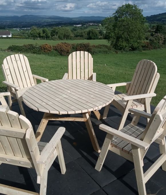 RAPH’S GARDEN ROUND PICNIC TABLE AND 6 CHAIR SET