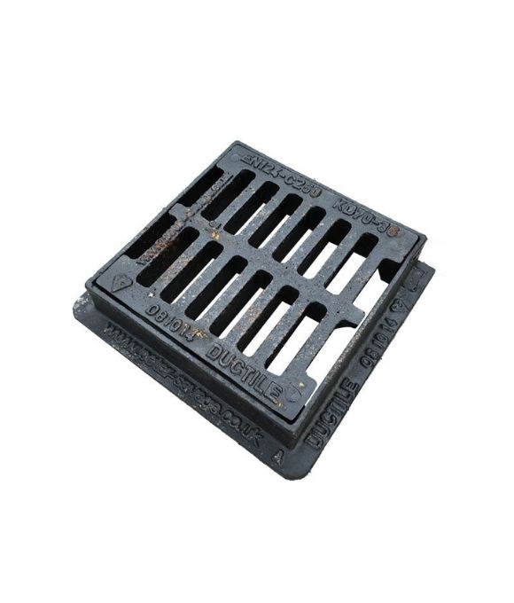 CAST IRON GULLY GRATING C250 225 X 225MM 