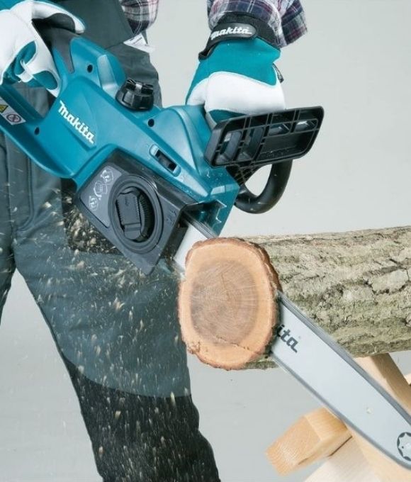 Chainsaws