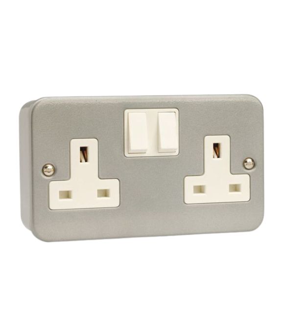 CLICK 2GANG METAL CLAD SWITCHED SOCKET