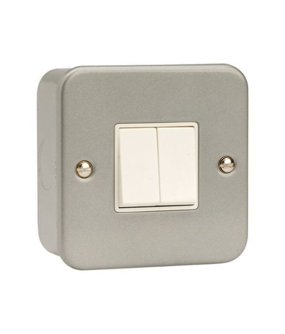 CLICK 2GANG 2WAY METAL CLAD SWITCH