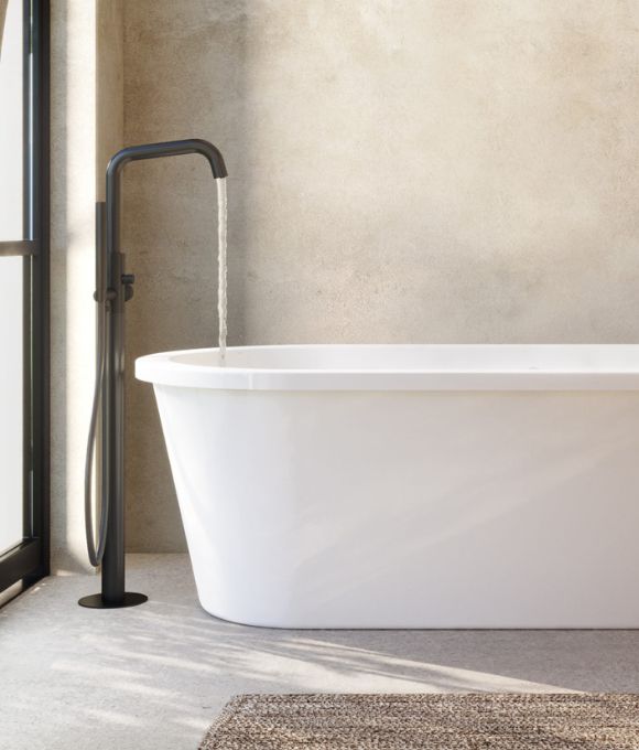 ADAMSEZ ECLIPSE FREESTANDING BATH