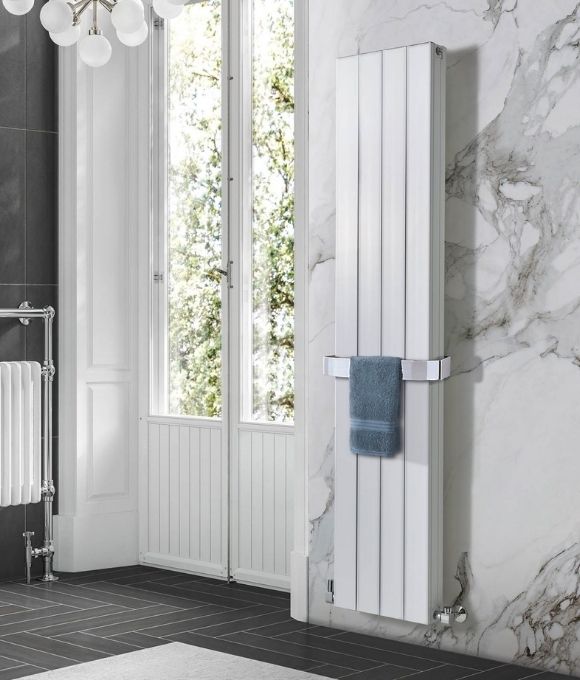 EON VERTICAL RADIATOR