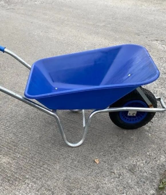 GRANGER BLUE 90LT WHEELBARROW