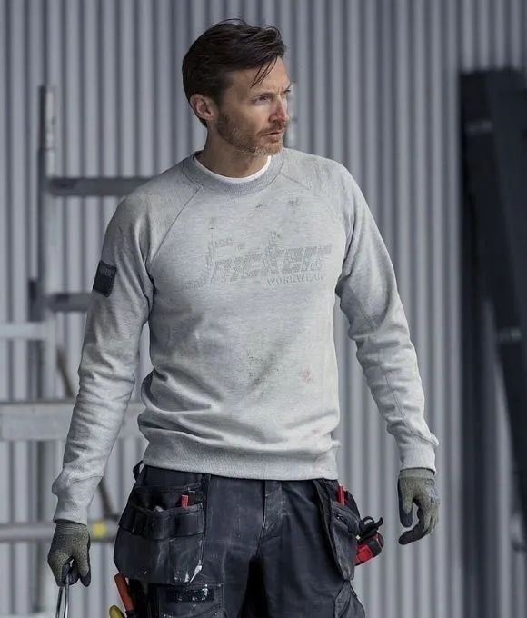 Hoodies, Sweatshirts & Fleeces