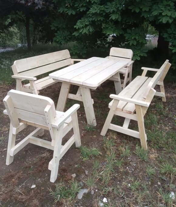 RAPH’S GARDEN HEAVY DUTY LARGE PICNIC TABLE W/ 2 BENCHES 2 CHAIRS