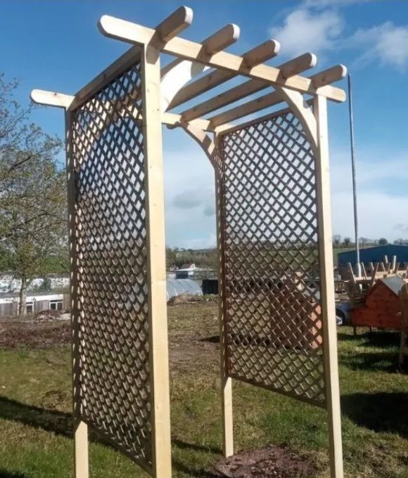 RAPH’S GARDEN PERGOLA 7FT