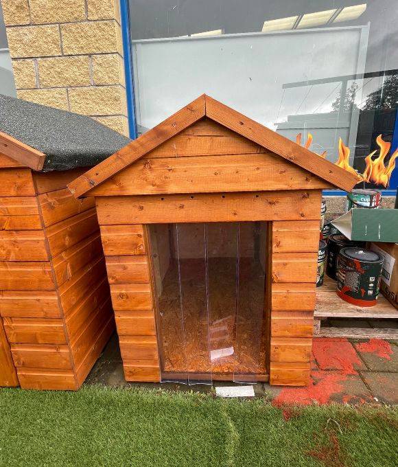 RAPH’S LARGE DOG KENNEL WITH PVC DOOR