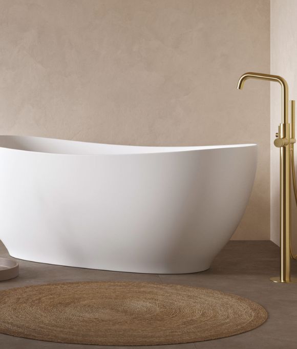ADAMSEZ SIENA FREESTANDING BATH