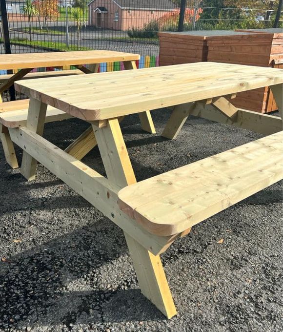 SLAWEK’S HEAVY DUTY RECTANGULAR PICNIC TABLE 6FT