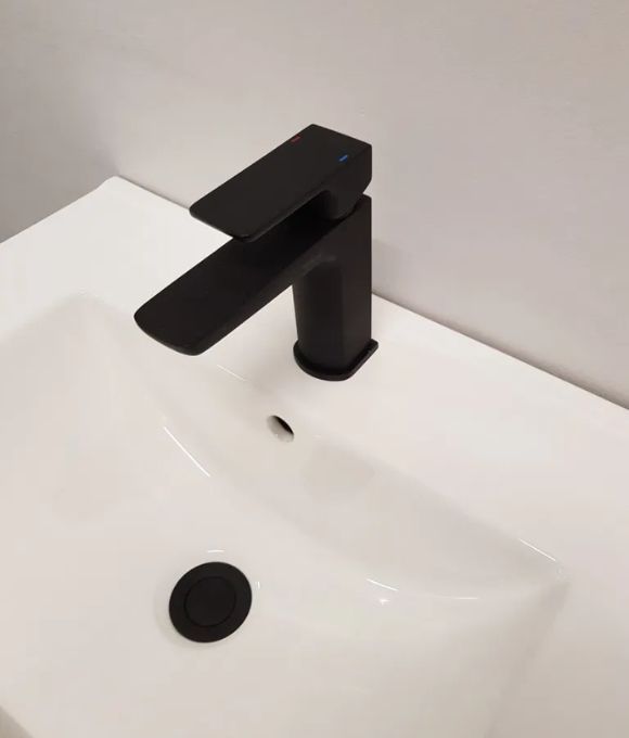 SORENTO BASIN MIXER BLACK