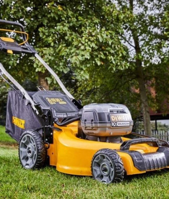 Walk Behind Lawnmowers