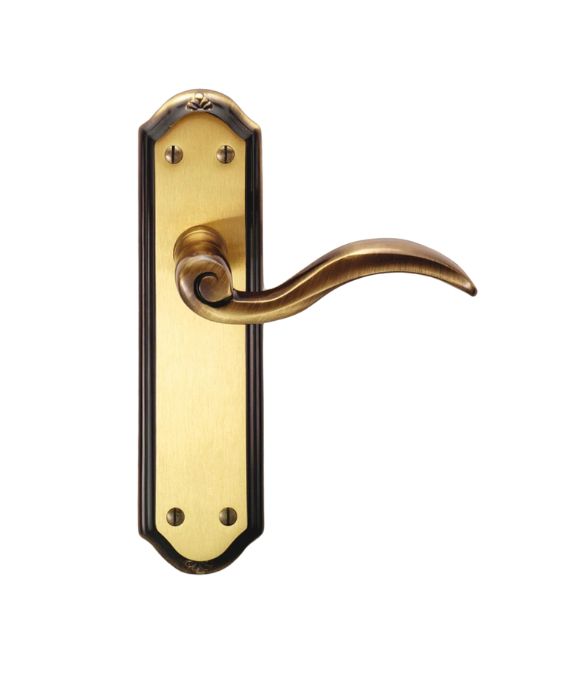 WENTWORTH LEVER ON LATCH PLATE