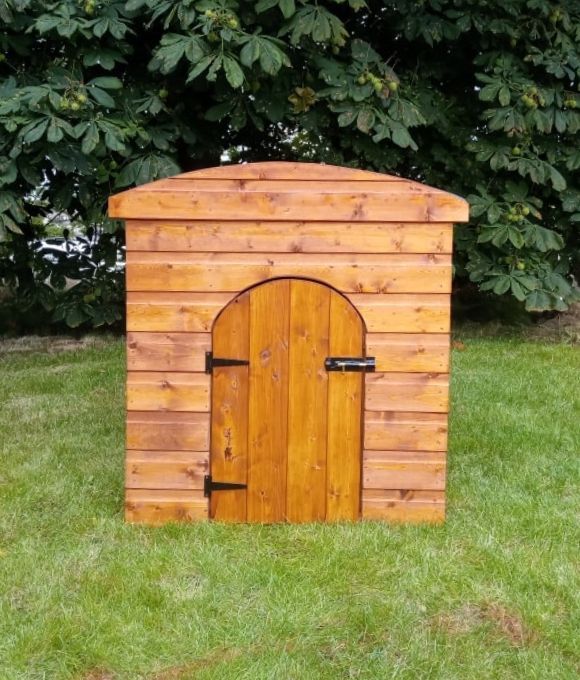 RAPH’S EXTRA LARGE DOG KENNEL WITH CURVED ROOF