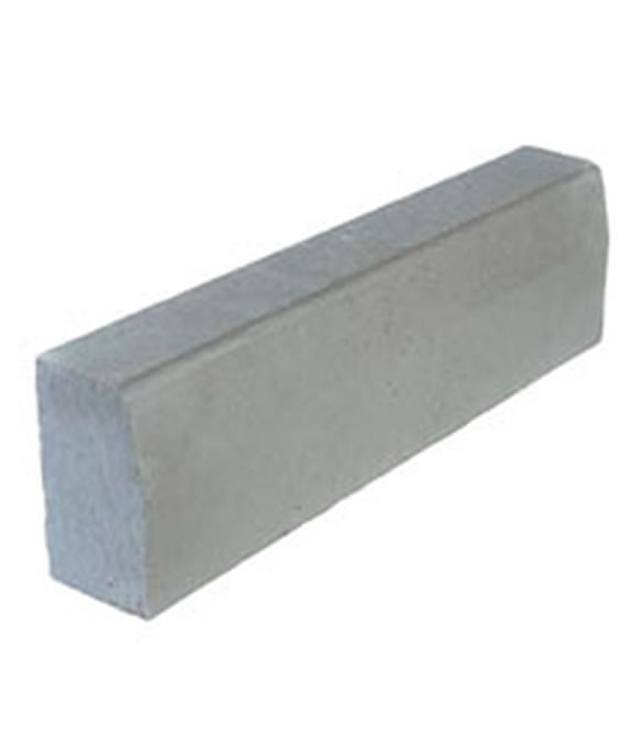 CONCRETE BEVELLED EDGE KERB 900MM